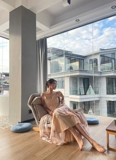 Ashley - escort in Guangzhou Photo 3 of 4