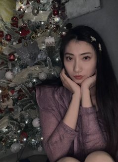 Ashley - escort in Guangzhou Photo 4 of 4