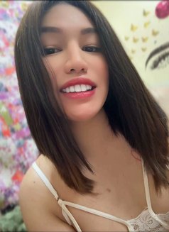 Ashley fFox Fox - Transsexual escort in Fujairah Photo 9 of 9