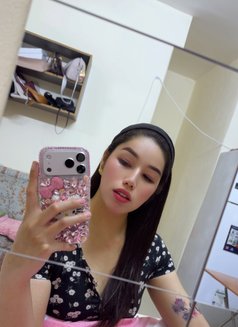Ashley fFox Fox - Transsexual escort in Fujairah Photo 11 of 12