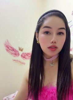 Ashley fFox Fox - Transsexual escort in Fujairah Photo 12 of 12