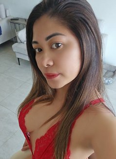 Ashley - puta in Dubai Photo 5 of 8