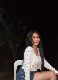 Ashley (Transgender Massage Therapist) - Acompañantes transexual in Makati City Photo 1 of 6