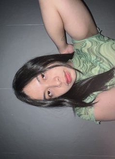 Ashley - Transsexual escort in Makati City Photo 13 of 16