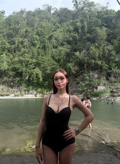 Ashley Mae - escort in Manila Photo 3 of 6
