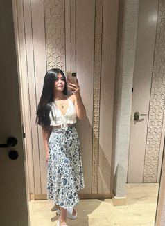 Ashley Party Girl🥰 - escort in Hong Kong Photo 2 of 6