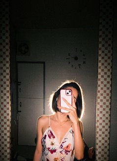 Ashley Santos - Transsexual escort in Manila Photo 9 of 10
