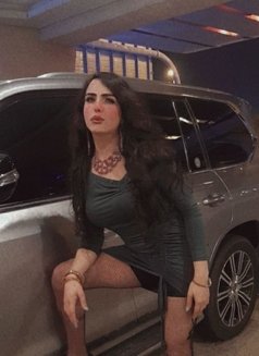 Shanzay Khan Vip Model - Transsexual escort in Dubai Photo 5 of 10