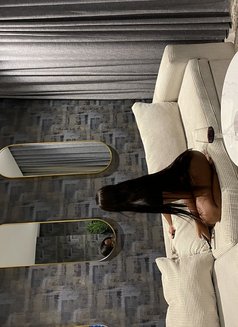 Ashley - puta in Durban Photo 2 of 3