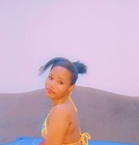 Ashley - escort in Riyadh Photo 1 of 6