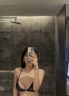 Ashley - puta in Bangkok Photo 15 of 15