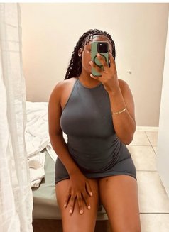 ASHLY African - escort in Colombo Photo 4 of 4