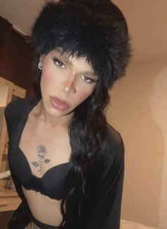 Ashly moor - Acompañantes transexual in London Photo 5 of 8