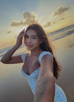 Ashly Reik - Acompañantes transexual in Dubai Photo 3 of 12