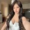 Ashlyn - escort in Taipei Photo 2 of 6
