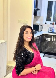 Ashmita Genuine Escort Service Available - puta in Vadodara Photo 1 of 1