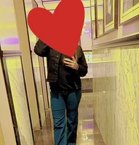 Ashnoor Independent Girl In gurgaon - puta in Gurgaon Photo 8 of 9