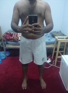 Ashok mallu - Acompañantes masculino in Doha Photo 3 of 3