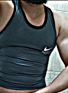 Ashraf - Acompañantes masculino in Cairo Photo 2 of 6