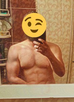 Ashraf Stallion - Acompañantes masculino in Cairo Photo 1 of 9