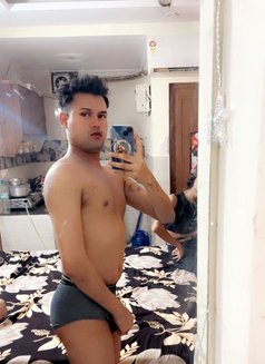 Ashu - Male escort in Gurgaon Photo 5 of 6