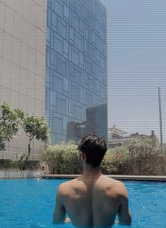 Ashu - Male escort in Gurgaon Photo 5 of 9