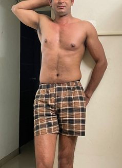 Ashu - Acompañantes masculino in Mumbai Photo 7 of 7
