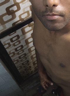 Ashutosh Sharma - Acompañantes masculino in Mumbai Photo 1 of 2