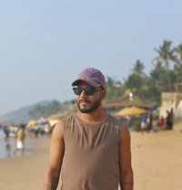 Ashuuu - Intérprete masculino de adultos in Mumbai
