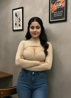 Ashvi - escort in Maldives Photo 3 of 5