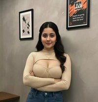 Ashvi - puta in Maldives