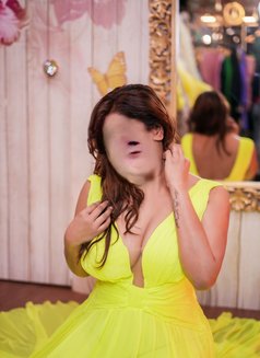Ashvi - escort in Mumbai Photo 5 of 5