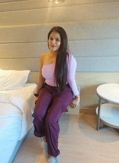 Ashwani - escort in Kochi Photo 2 of 2