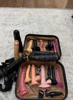 Asi - dominatrix in Dubai Photo 2 of 2