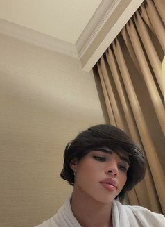 Asia - Acompañantes transexual in Cairo Photo 5 of 5
