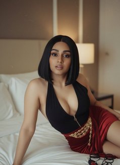 Asia - Transsexual escort in Riyadh Photo 4 of 12