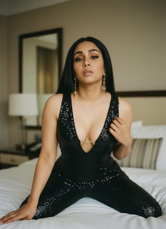 Asia - Transsexual escort in Riyadh Photo 8 of 12