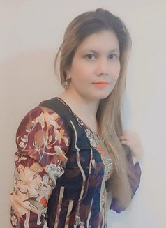 Asia kkhan Pakistani out call - masseuse in Muscat Photo 3 of 8