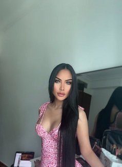 Asia - Transsexual escort in Riyadh Photo 6 of 13