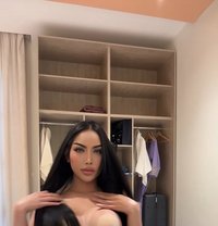 Asia - Acompañantes transexual in Riyadh Photo 14 of 25