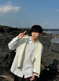 China Habibi Boy(Only VIP) - Male escort in Dubai Photo 1 of 3