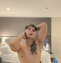 Asian boy flexible - Male escort in Doha