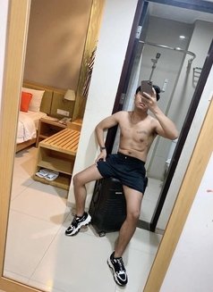 Asian Boy - Male escort in Singapore Photo 5 of 20