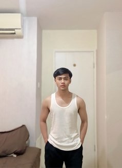 Asian Boy - Male escort in Singapore Photo 9 of 20