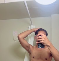 Asian Boy Massuer - Male escort in Tirana