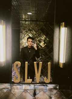 Asian Cutie - Male escort in Madrid Photo 1 of 4