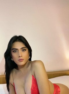 Asian Fully Functional Belle - Transsexual escort in Bangkok Photo 18 of 21
