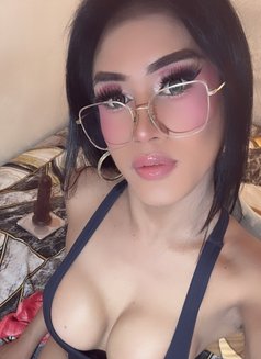 Asian Fully Functional Belle - Acompañantes transexual in Manila Photo 13 of 17