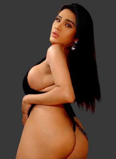 Asian HUGECOCK ASIAN TS KAYE - Acompañantes transexual in Bangkok Photo 17 of 17