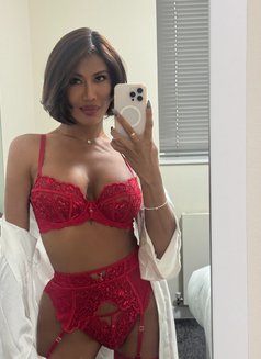 Asian Goddess in FULHAM - Transsexual escort in London Photo 28 of 28